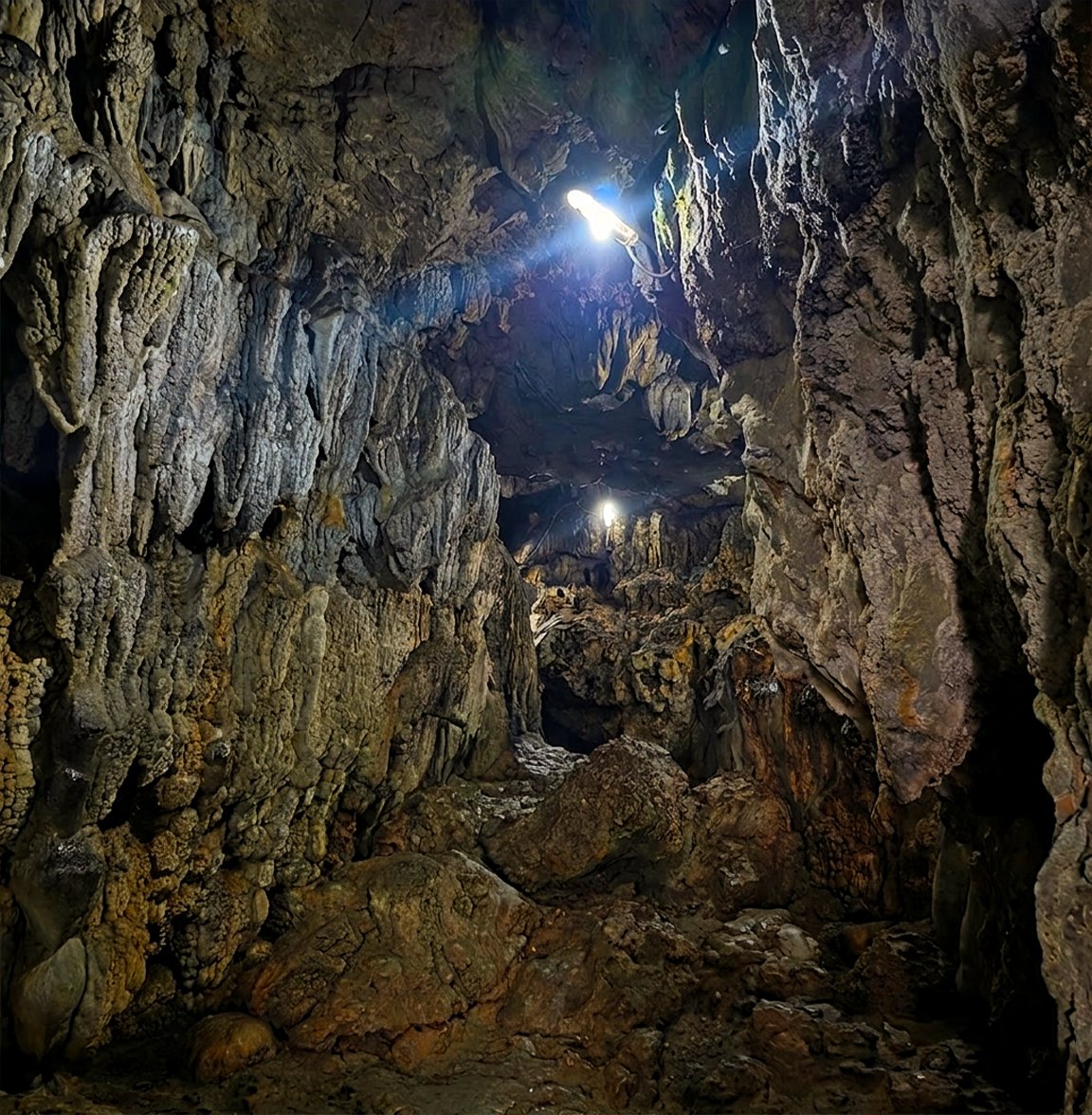 Arwah Caves, Meghalaya