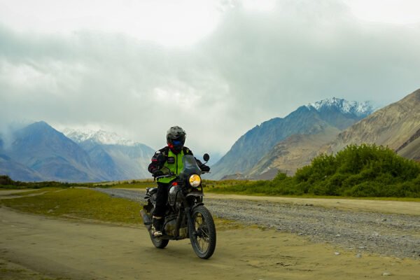 7 Days Ladakh Tour Package from Leh to Leh